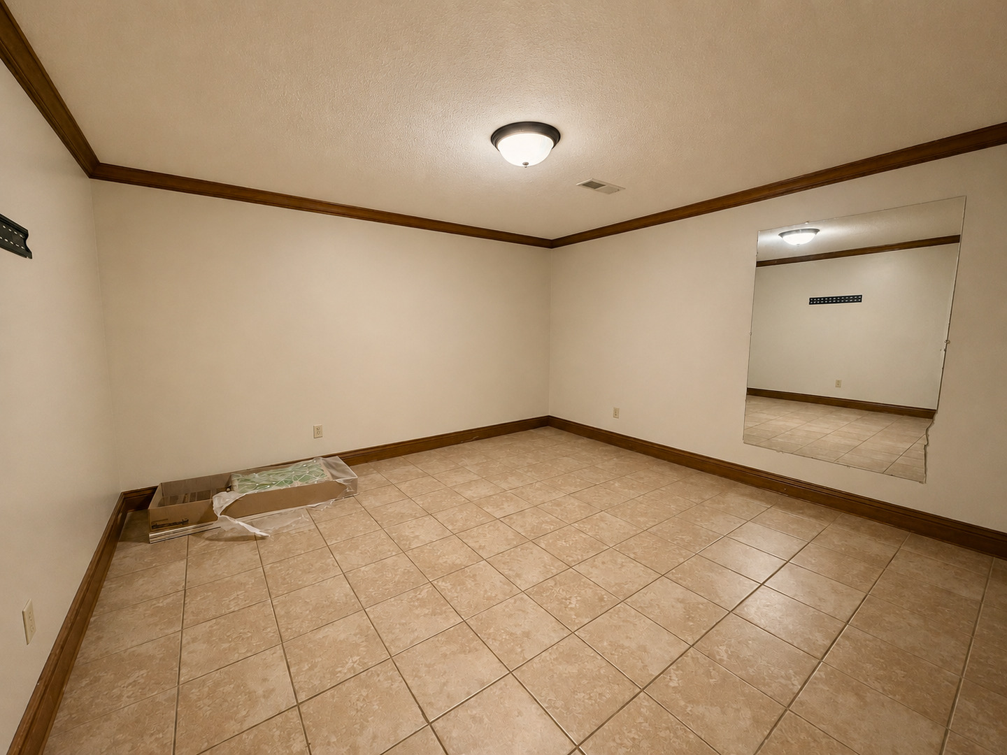 5996 South US 45 Road Metropolis, IL 62960 - Photo 29 of 41 a view of an empty room