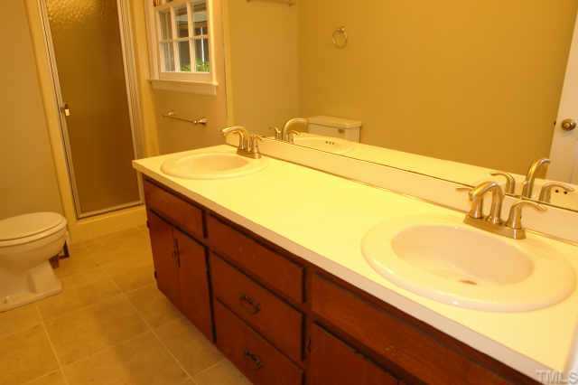 7905 Netherlands Drive Raleigh, NC 27606 - Photo 8 of 12 Gallery Image 8