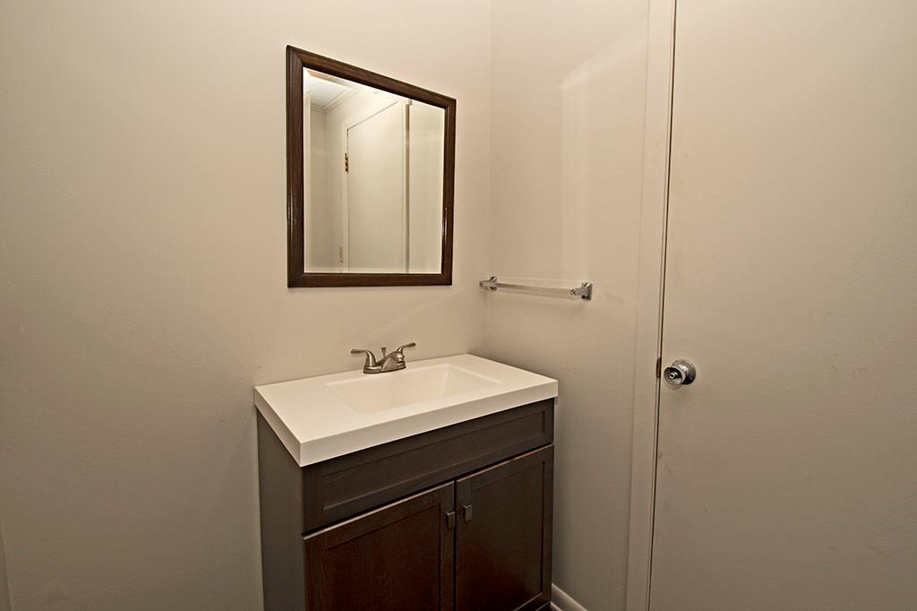 630 Foxhurst Road Pittsburgh, PA 15238 - Photo 20 of 25 Gallery Image 20