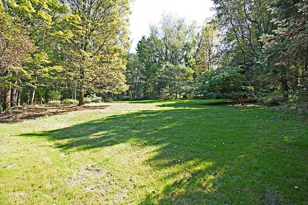 630 Foxhurst Road Pittsburgh, PA 15238 - Photo 24 of 25 Gallery Image 24