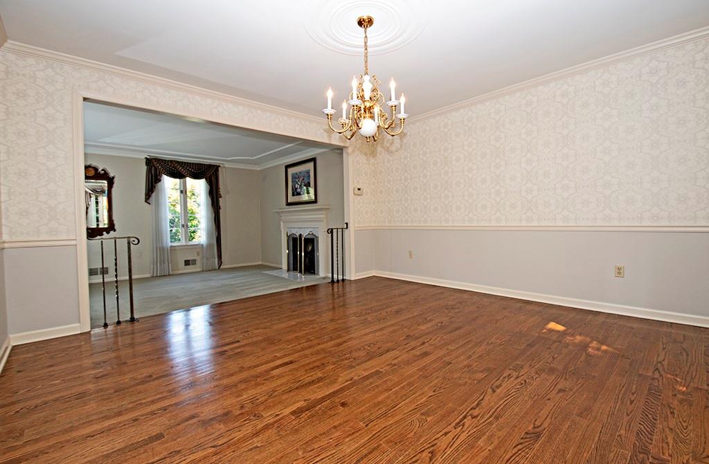 630 Foxhurst Road Pittsburgh, PA 15238 - Photo 5 of 25 Gallery Image 5