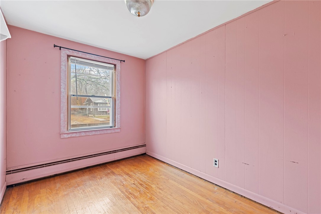 21 Helen Avenue Coventry, RI 02816 - Photo 11 of 25