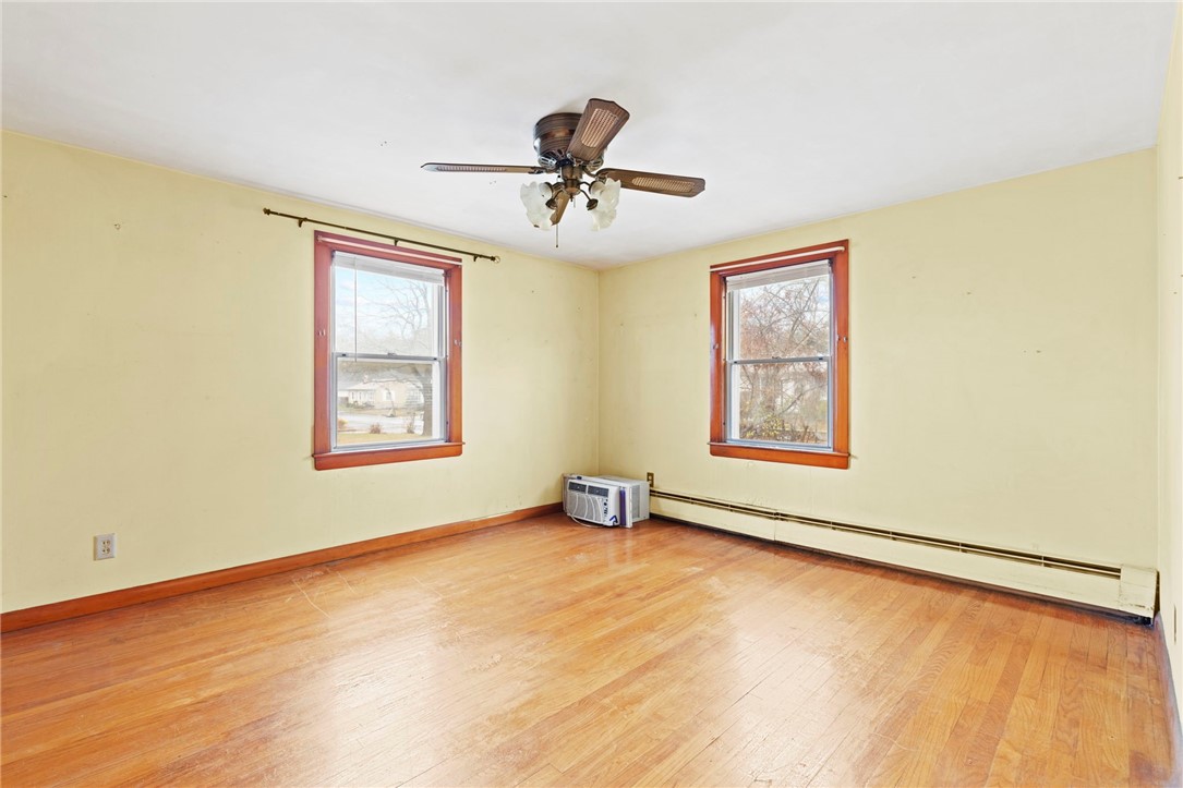 21 Helen Avenue Coventry, RI 02816 - Photo 13 of 25