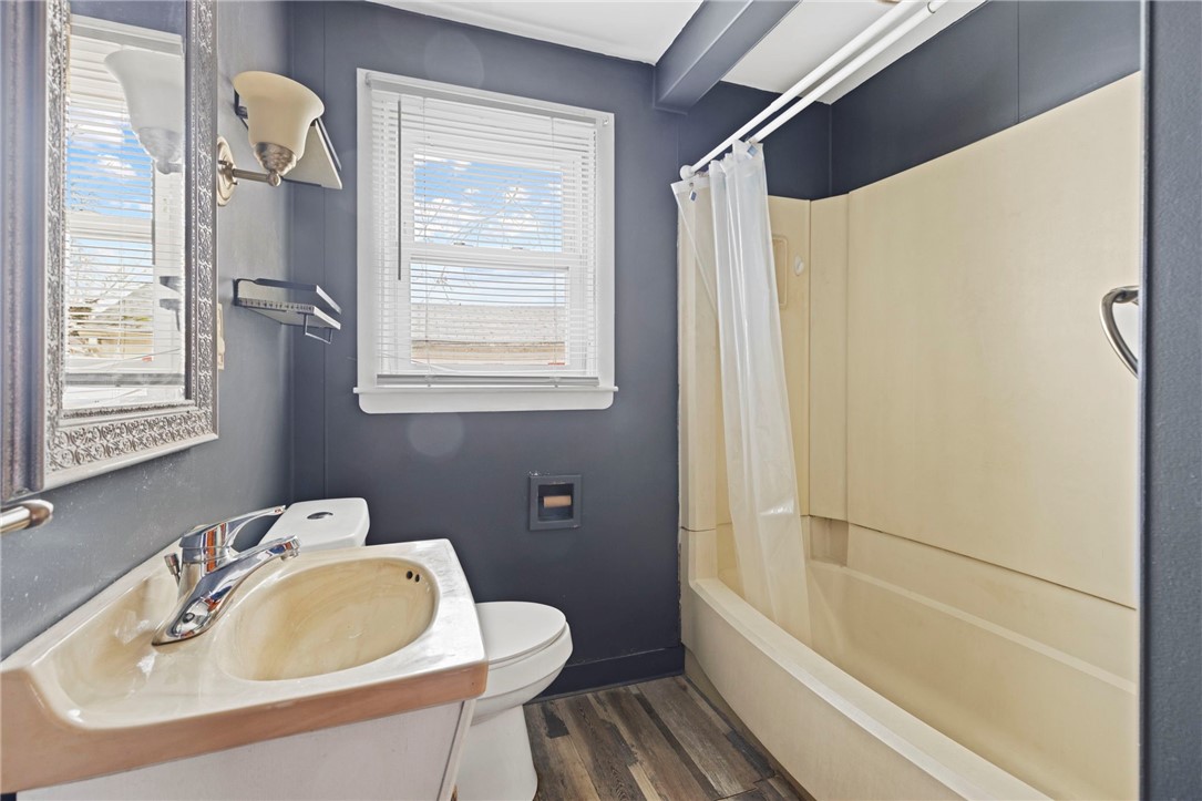 21 Helen Avenue Coventry, RI 02816 - Photo 9 of 25