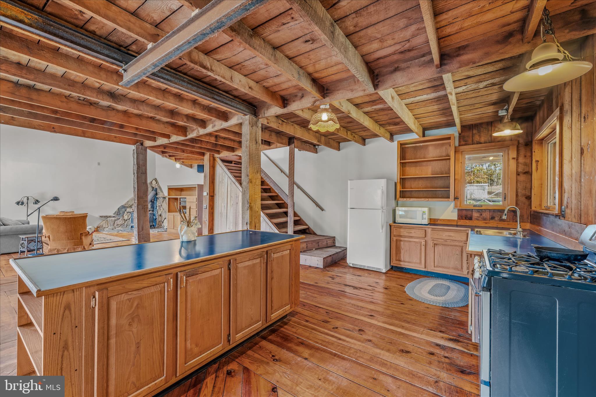 3041 Pine Grove Road Berkeley Springs, WV 25411 - Photo 19 of 99 Family to Kitchen