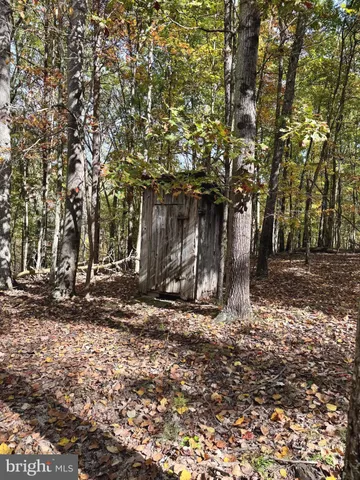 $635,000 | 3041 Pine Grove Road, Berkeley Springs, WV 25411