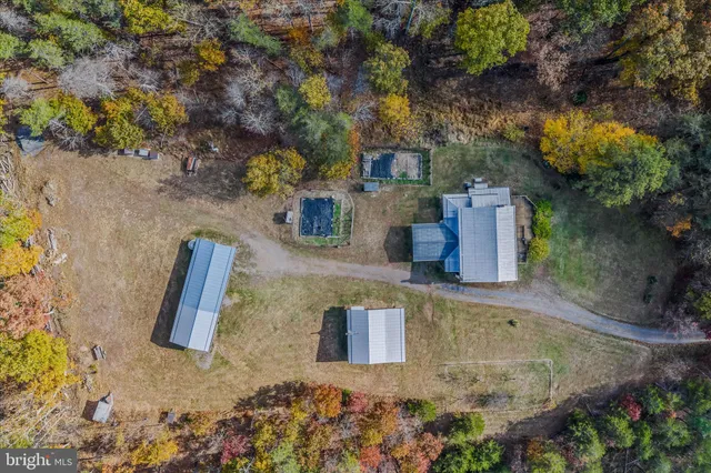 $635,000 | 3041 Pine Grove Road, Berkeley Springs, WV 25411