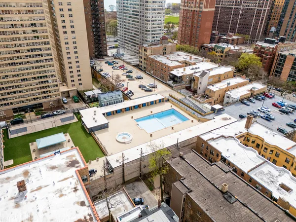 $2,600 | 655 West Irving Park Road, Unit 4408, Chicago, IL 60613