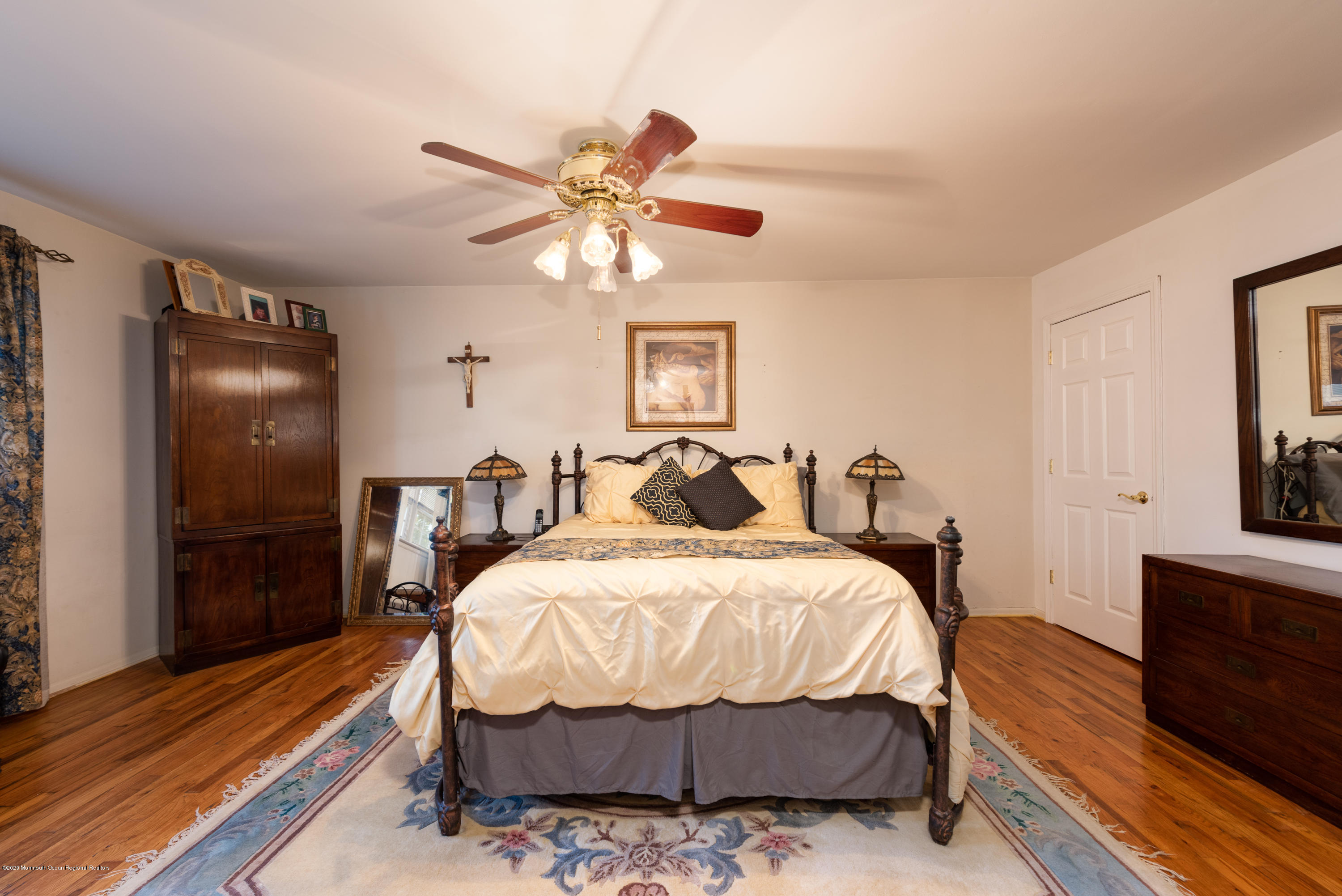8 Farm Tree Road Manalapan, NJ 07726 - Photo 22 of 41 BAP_7268-Edit
