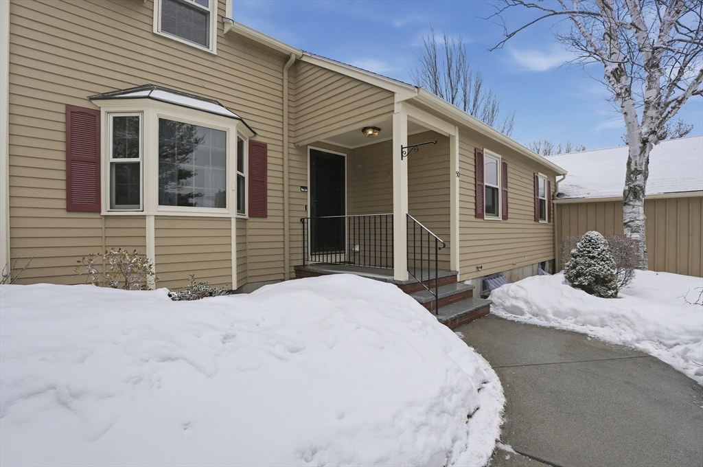 47 Collins Street, Unit 50 Danvers, MA 01923 - Photo 1 of 40