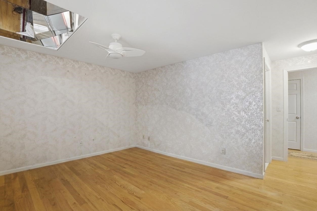 47 Collins Street, Unit 50 Danvers, MA 01923 - Photo 14 of 40