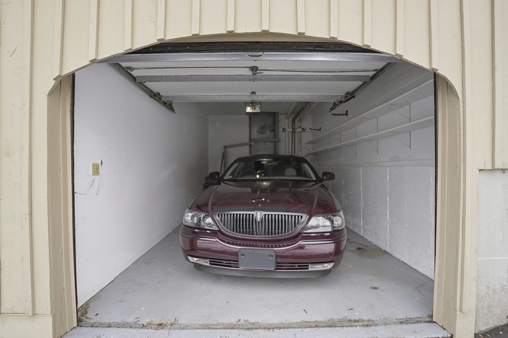 47 Collins Street, Unit 50 Danvers, MA 01923 - Photo 35 of 40