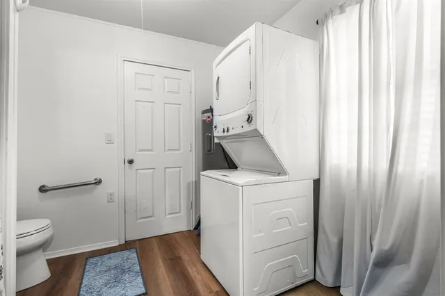 $215,000 | 183 Grand Prairie Drive, Whitney, TX 76692