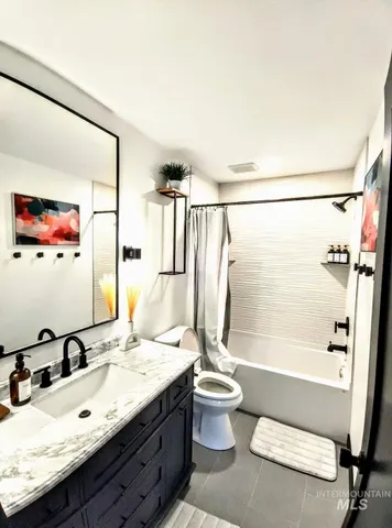 $479,000 | 147 Goose Lane, White Bird, ID 83554