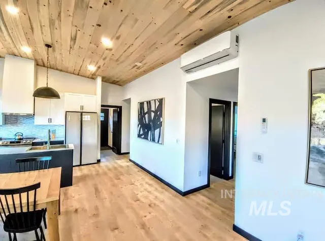 $479,000 | 147 Goose Lane, White Bird, ID 83554