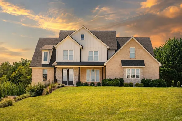 $849,900 | 304 Two Creek Drive, Lynchburg, VA 24503