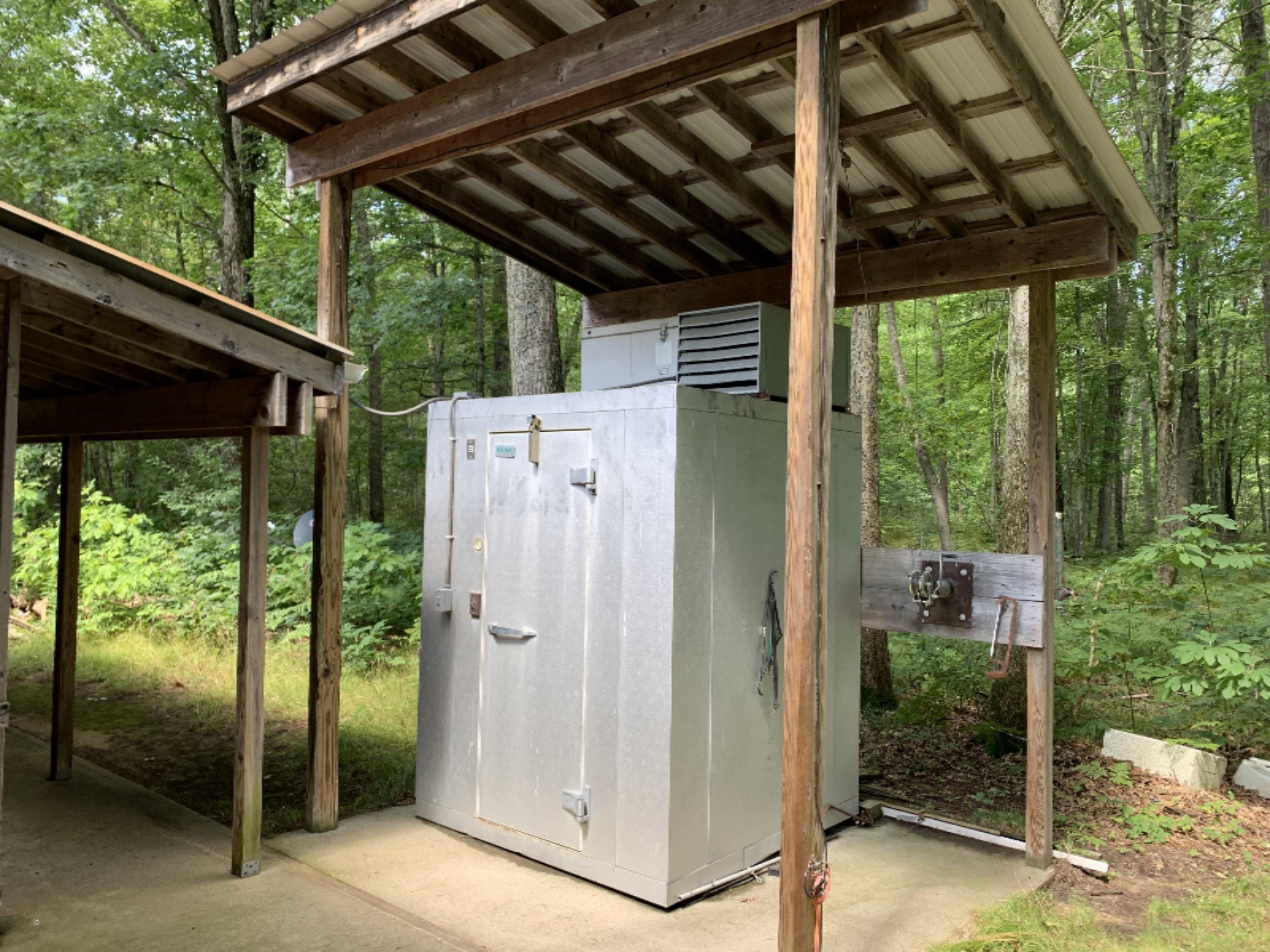 9230 East Kinney Road Branch, MI 49402 - Photo 4 of 26 Walk-in Cooler