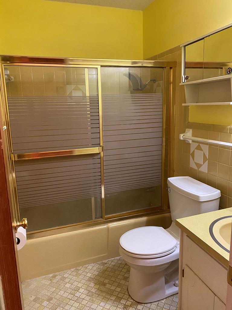 4000 Richland Road Dothan, AL 36303 - Photo 17 of 27 Hall Bath