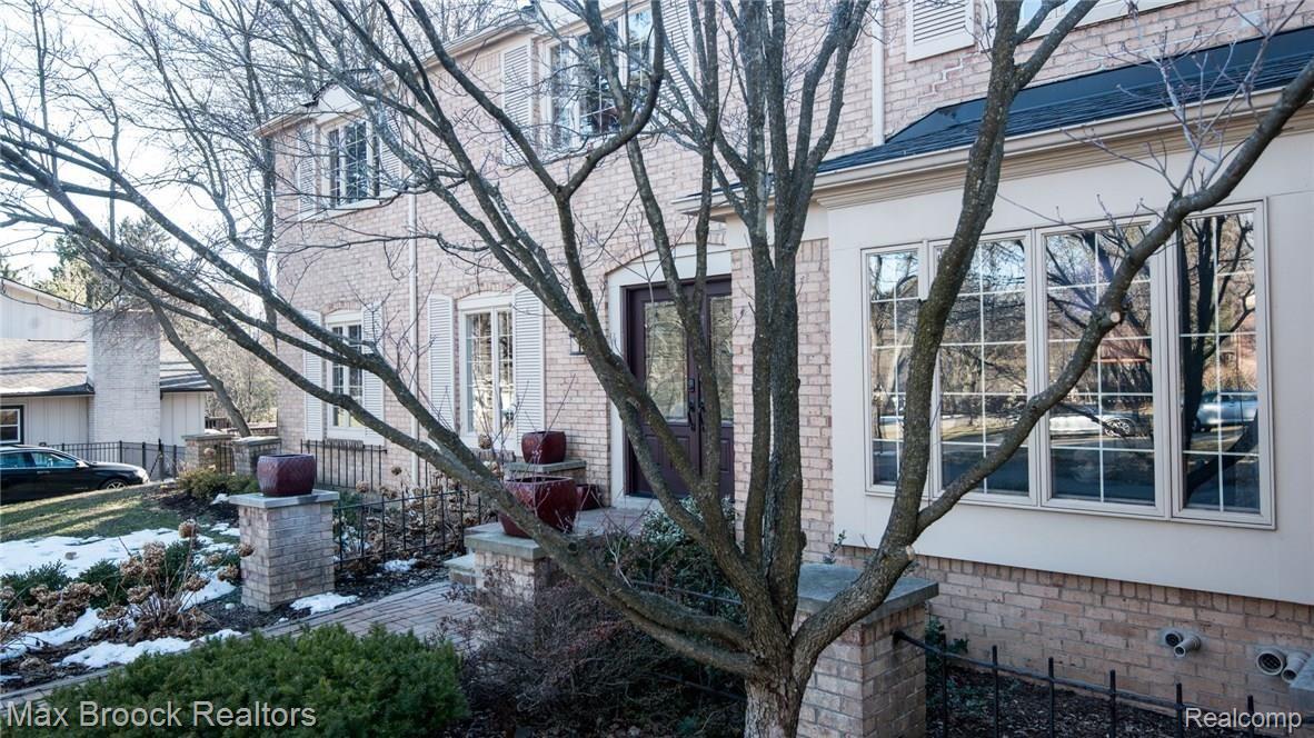 4014 Nearbrook Road Bloomfield Hills, MI 48302 - Photo 49 of 50 45_39.jpg