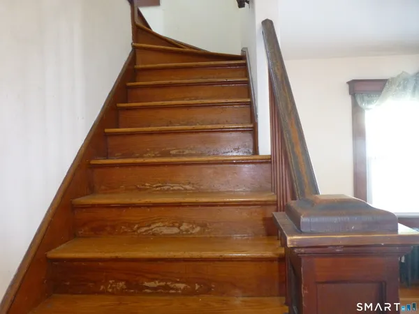 $219,000 | 108 West Town Street, Norwich, CT 06360