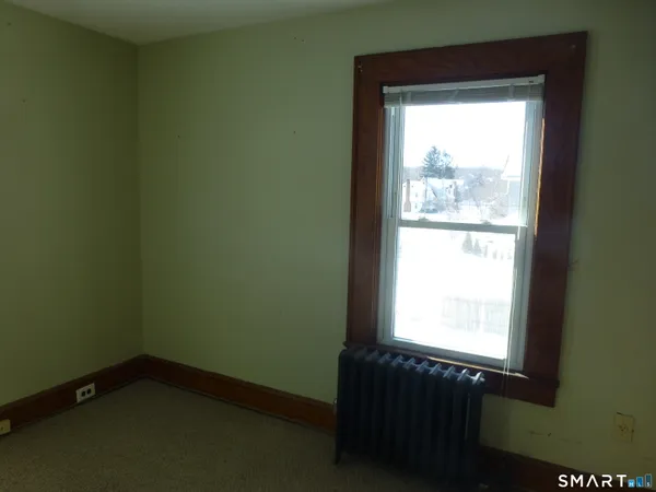 $219,000 | 108 West Town Street, Norwich, CT 06360