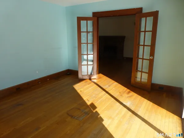 $219,000 | 108 West Town Street, Norwich, CT 06360