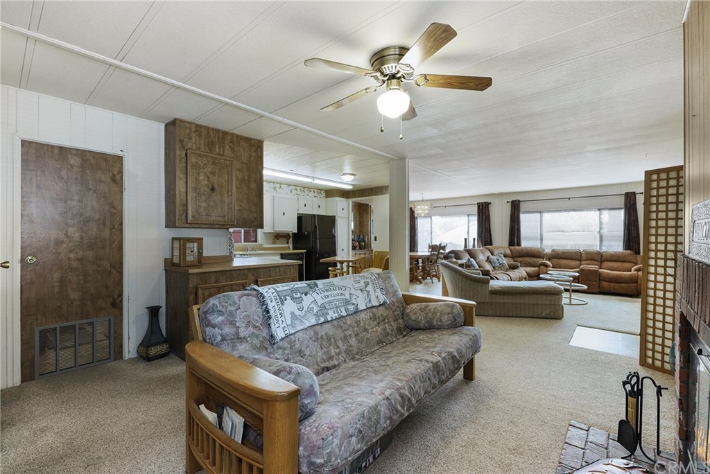 15181 Van Buren Riverside Ca, Unit 46 Riverside, CA 92504 - Photo 11 of 25