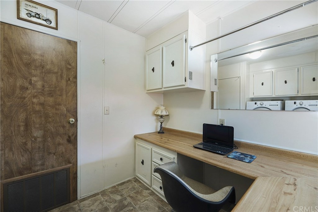 15181 Van Buren Riverside Ca, Unit 46 Riverside, CA 92504 - Photo 13 of 25