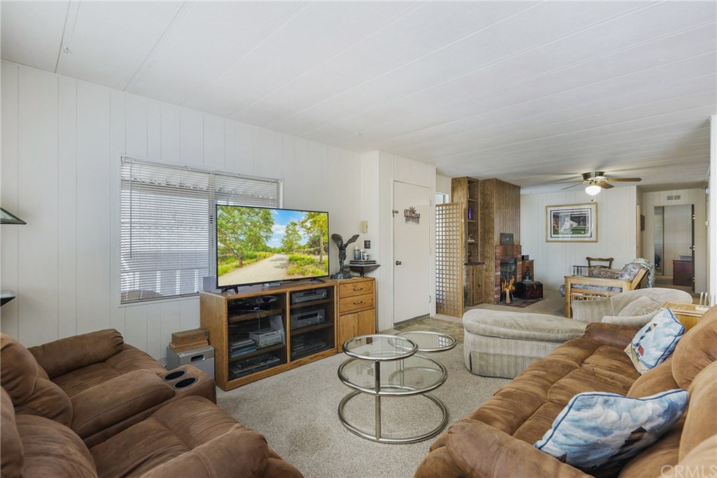 15181 Van Buren Riverside Ca, Unit 46 Riverside, CA 92504 - Photo 4 of 25