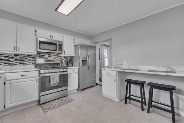 $234,900 | 867 Lotus Drive, Erie, MI 48133