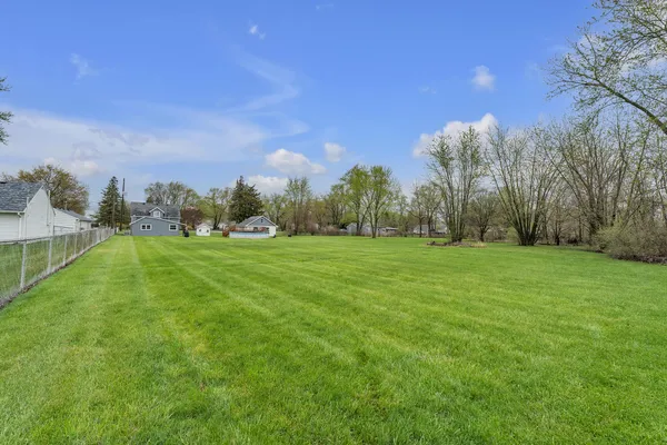 $234,900 | 867 Lotus Drive, Erie, MI 48133