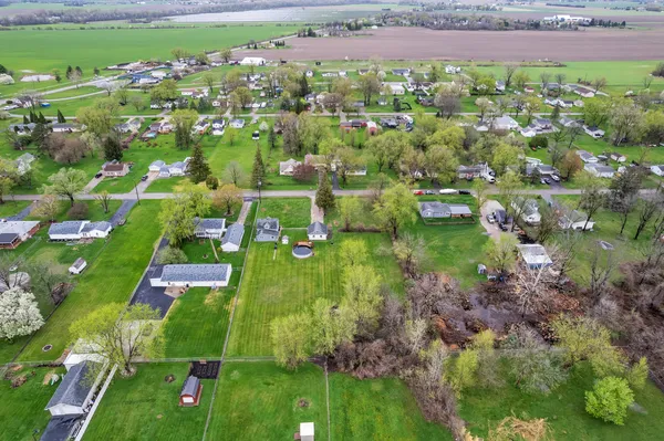 $234,900 | 867 Lotus Drive, Erie, MI 48133