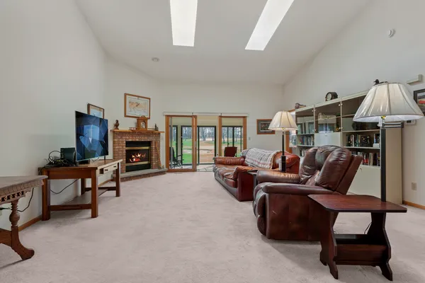 $315,000 | 484 Bethany Road, DeKalb, IL 60115