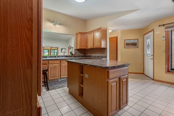 $315,000 | 484 Bethany Road, DeKalb, IL 60115