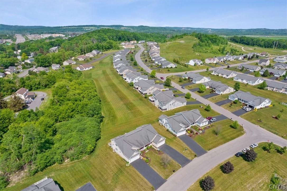 5869 Stellium Drive Camillus, NY 13209 - Photo 5 of 44