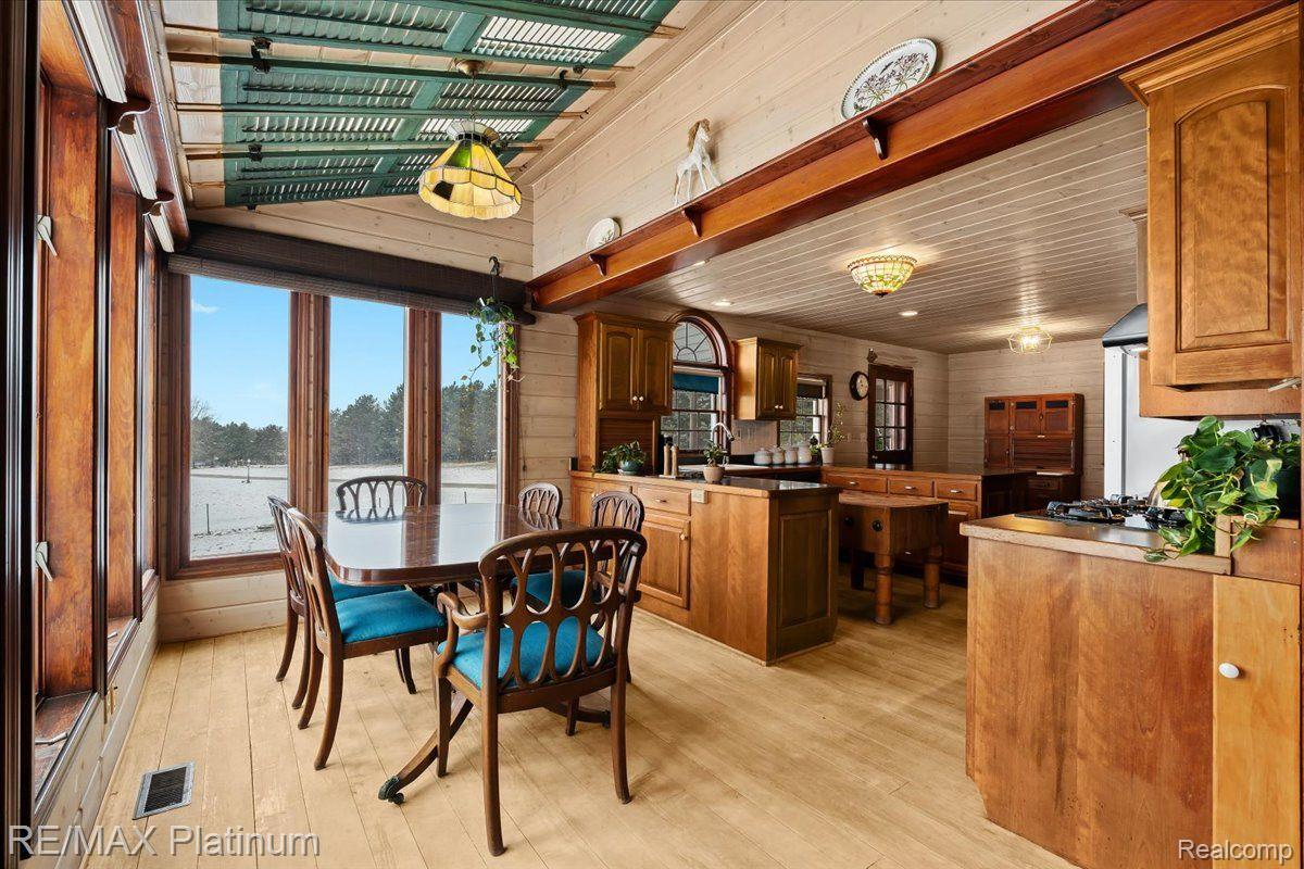 3566 Curdy Road Howell, MI 48855 - Photo 11 of 57 Cozy breakfast nook with nature views all around.