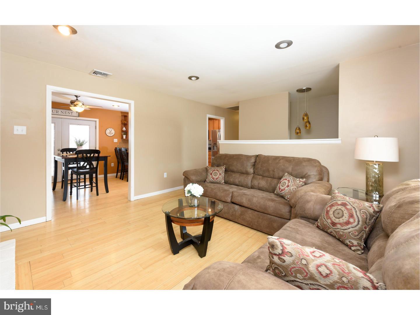 970 Telegraph Road Coatesville, PA 19320 - Photo 3 of 25 Family Room