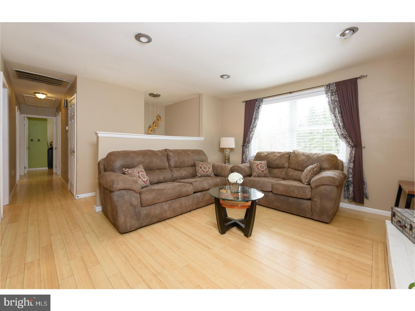 970 Telegraph Road Coatesville, PA 19320 - Photo 10 of 25 Family Room