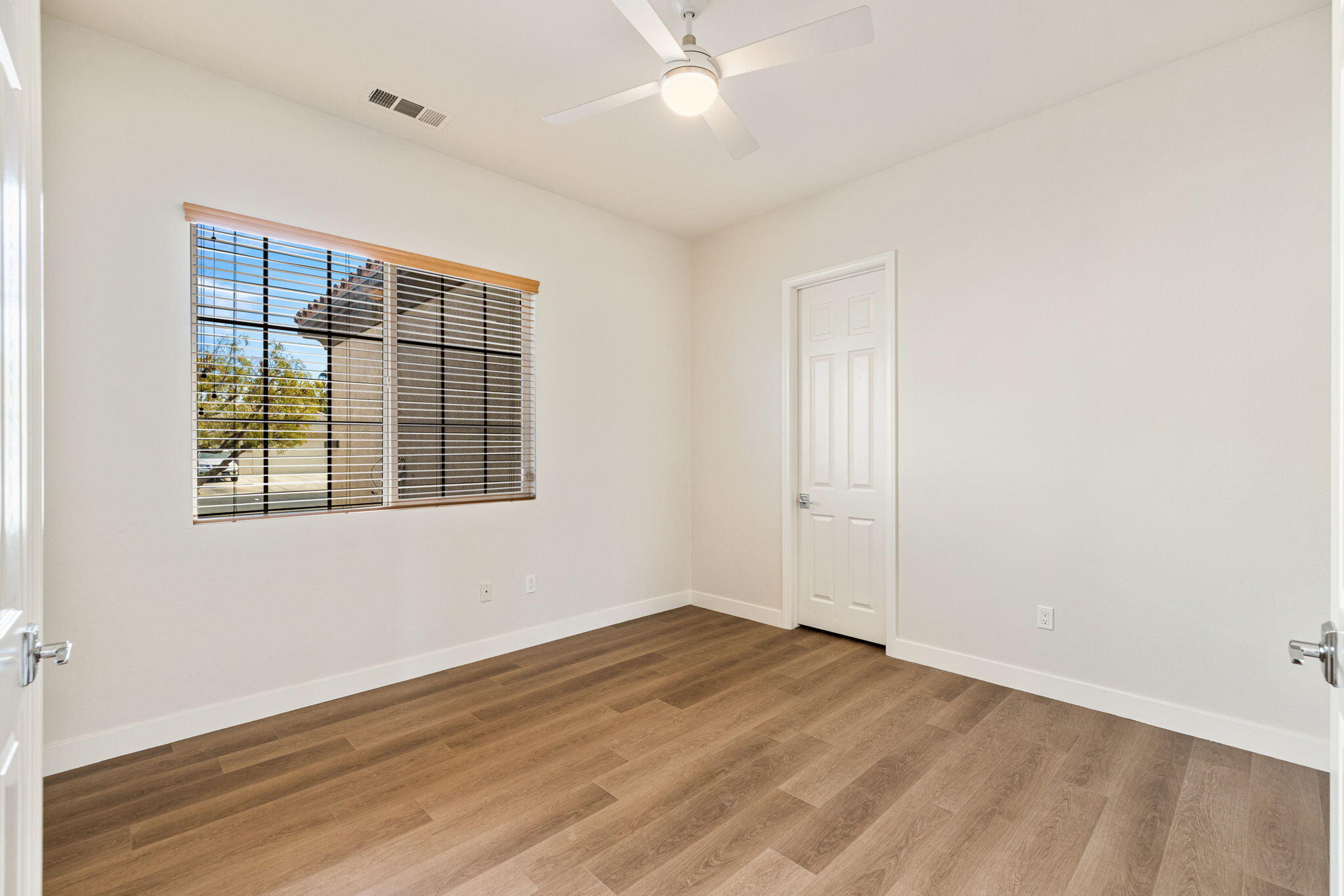 48537 Via Estacio Indio, CA 92201 - Photo 49 of 56 49-web-or-mls-068A6400