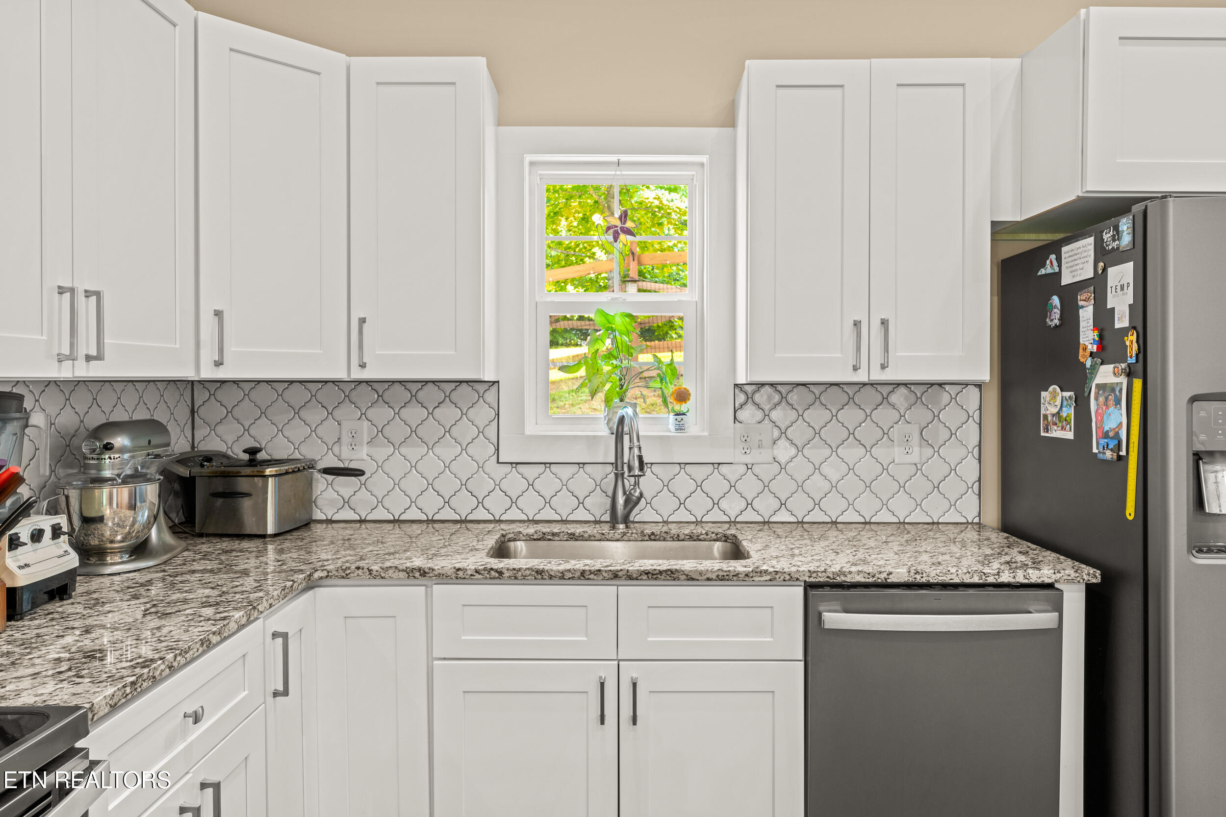 321 Timber Creek Road Maynardville, TN 37807 - Photo 10 of 46 321 timber creek-11