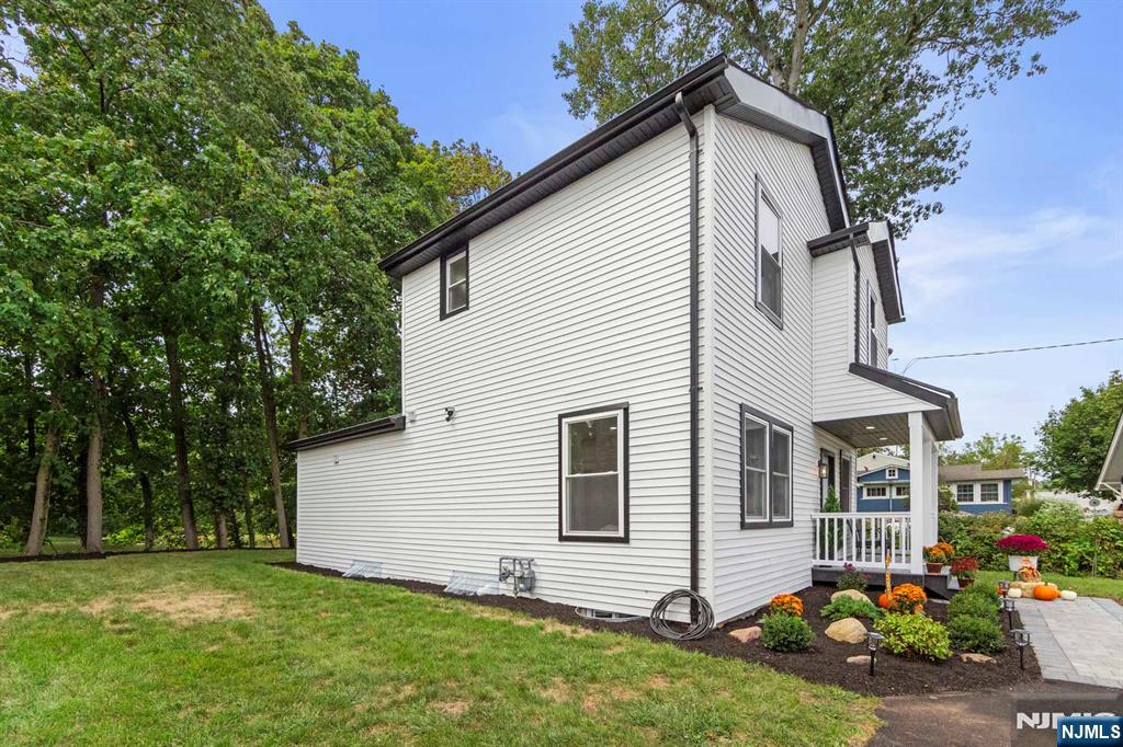 78 Maple Lane Wayne, NJ 07470 - Photo 12 of 44