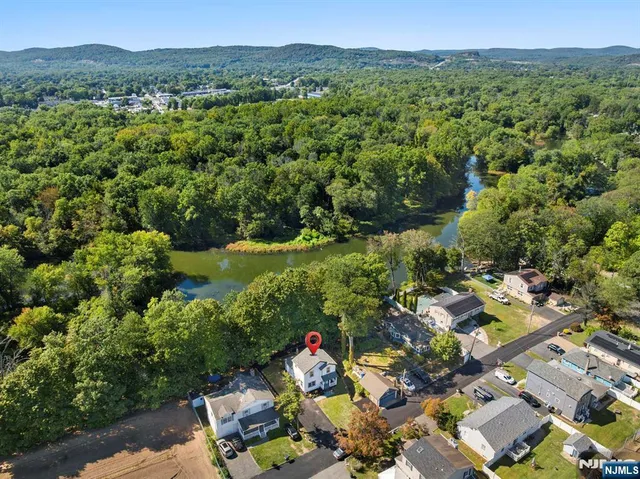 $699,999 | 78 Maple Lane, Wayne, NJ 07470