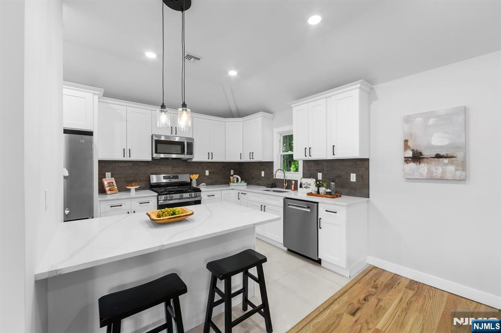 78 Maple Lane Wayne, NJ 07470 - Photo 22 of 44