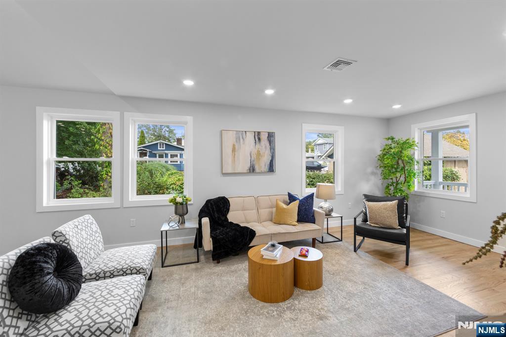 78 Maple Lane Wayne, NJ 07470 - Photo 25 of 44