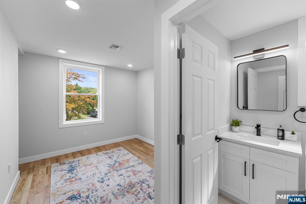 78 Maple Lane Wayne, NJ 07470 - Photo 35 of 44