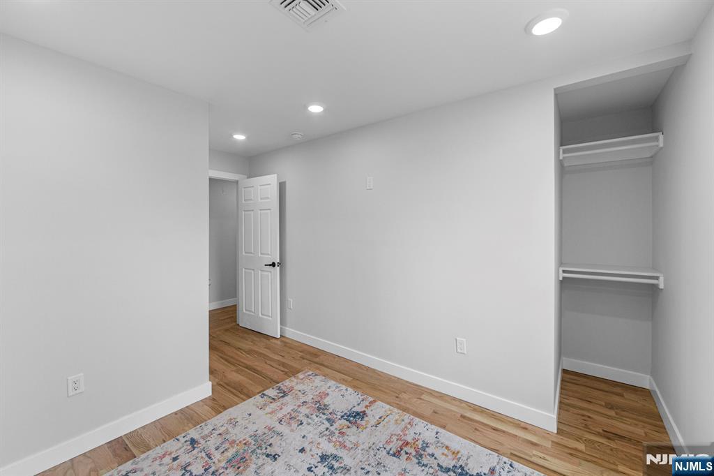 78 Maple Lane Wayne, NJ 07470 - Photo 37 of 44