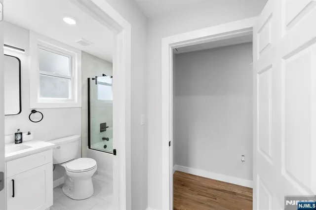 $699,999 | 78 Maple Lane, Wayne, NJ 07470