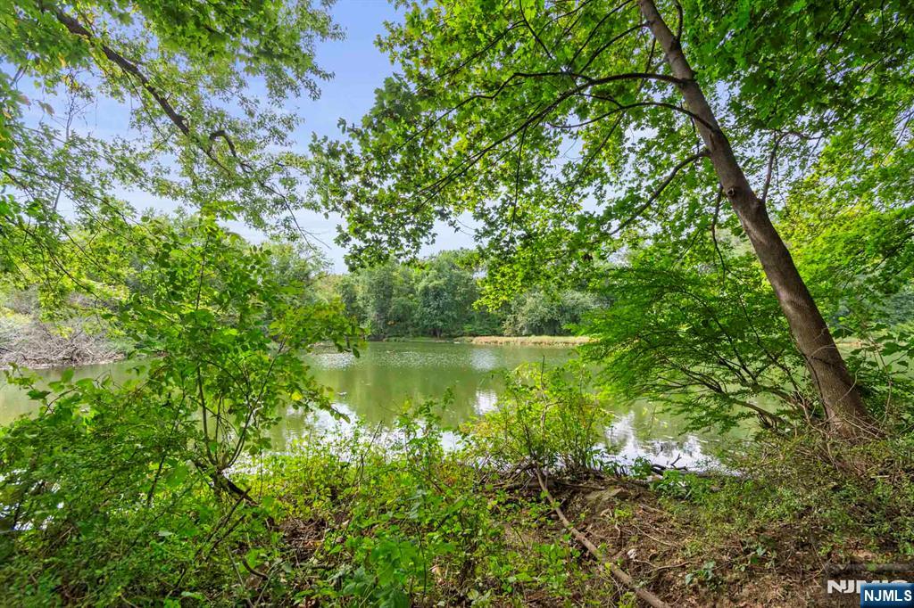 78 Maple Lane Wayne, NJ 07470 - Photo 44 of 44