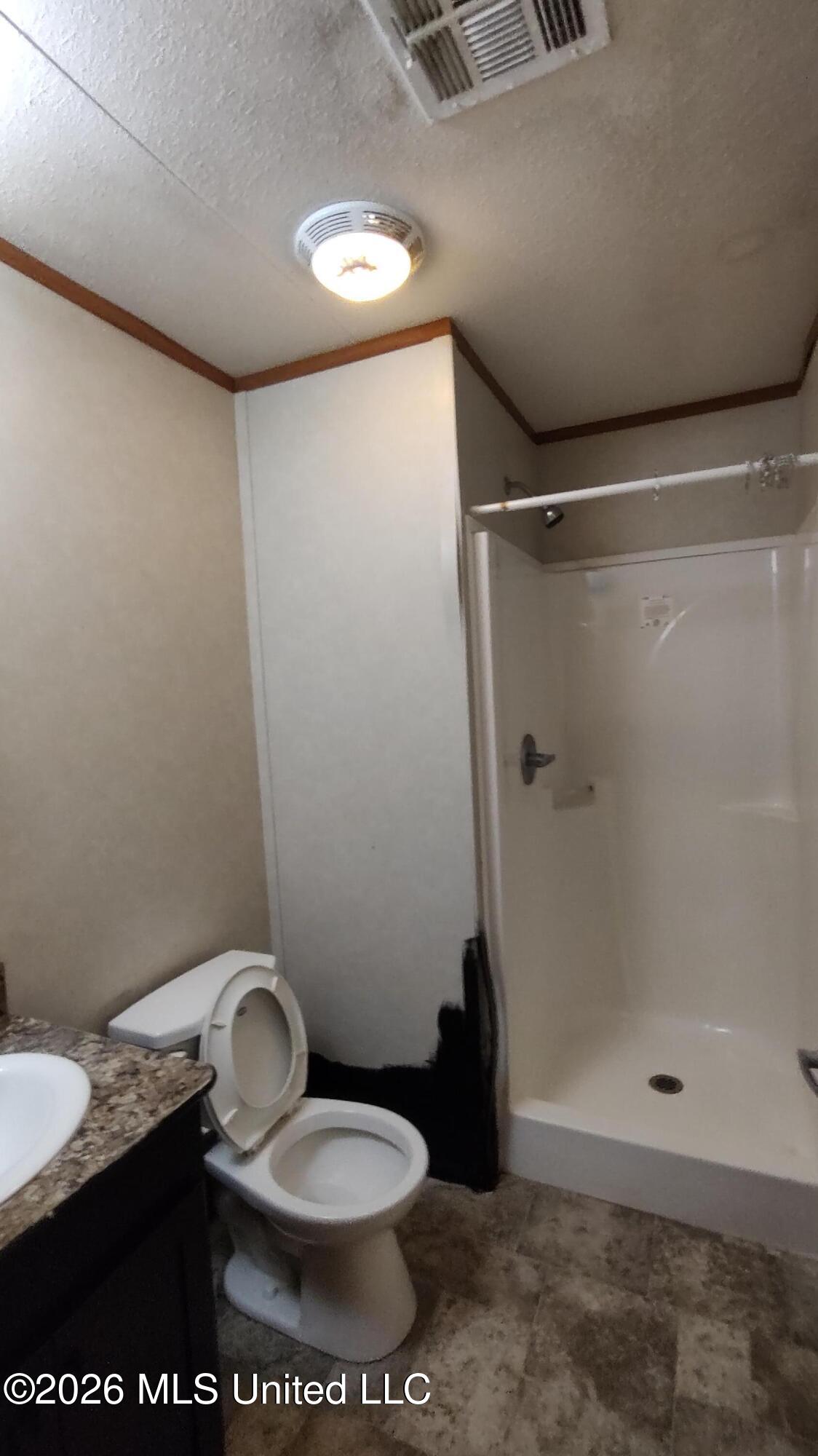 1090 Bilbo Road Lumberton, MS 39455 - Photo 15 of 19 Bathroom 2