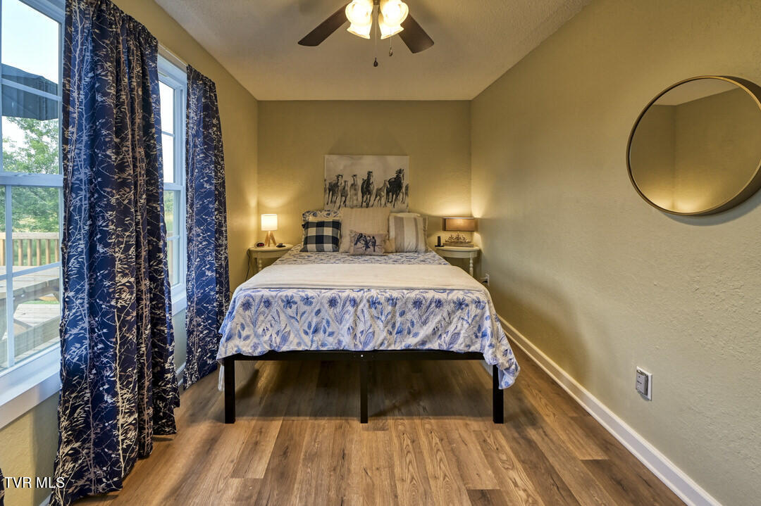 2039 Culbertson Road Greeneville, TN 37743 - Photo 11 of 28 MMM_9143_7